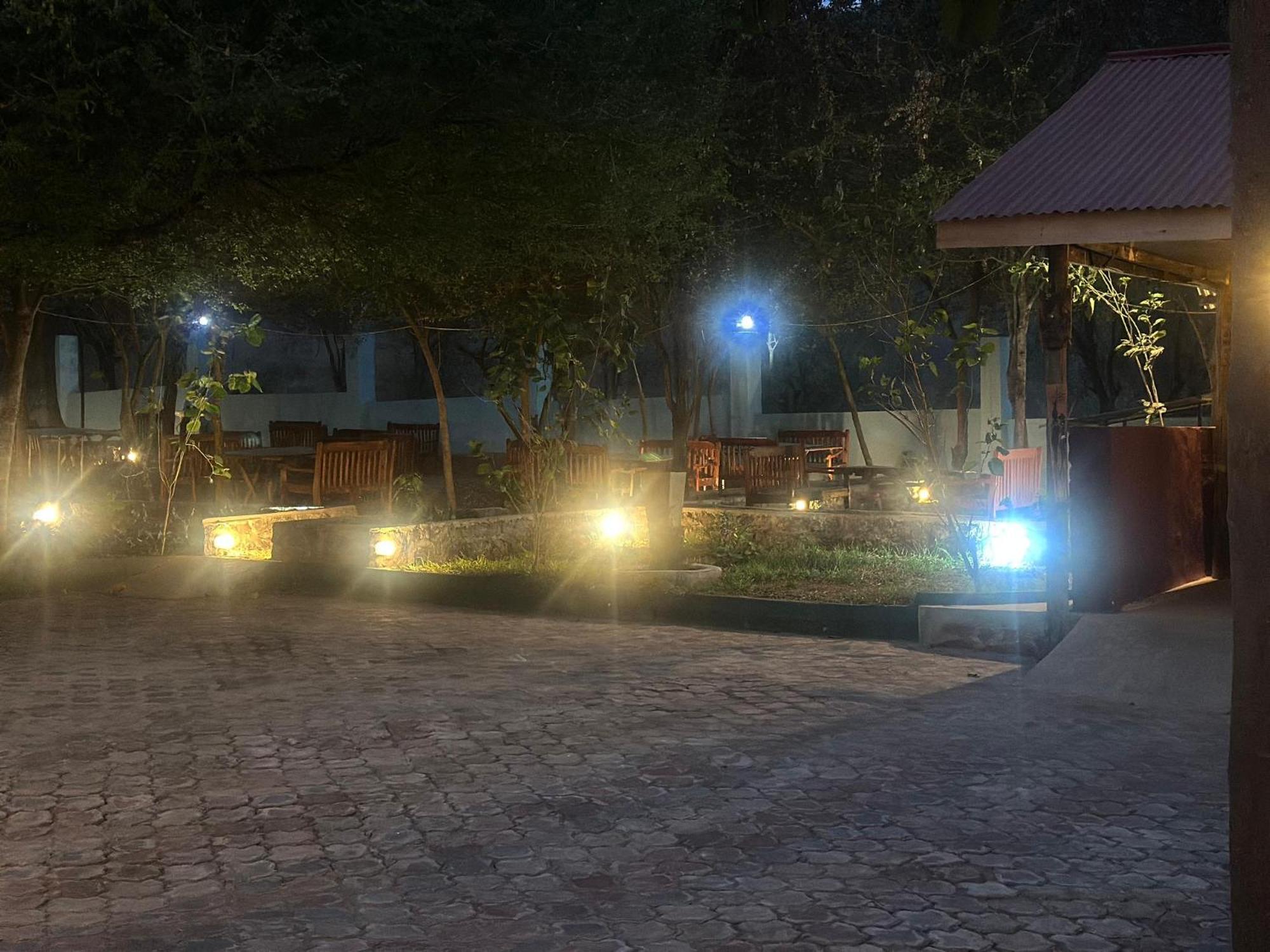 Mkomazi Hotels And Camps Hegoma Buitenkant foto